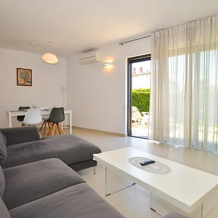 Tomo Borik Apartment *